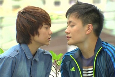 Vừa đi vừa khóc tập 30: Lương Mạnh Hải bất ngờ muốn hôn bạn trai